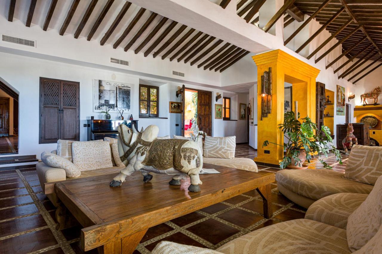 Cortijo Boutique Marbella Hotel Exterior photo